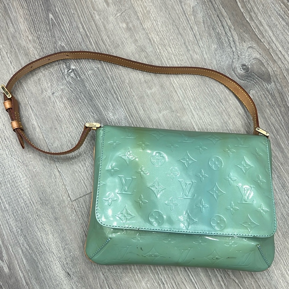 Louis Vuitton Green Monogram Vernis Thompson Street Bag - Picture 1 of 8